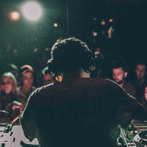 Live music and DJ